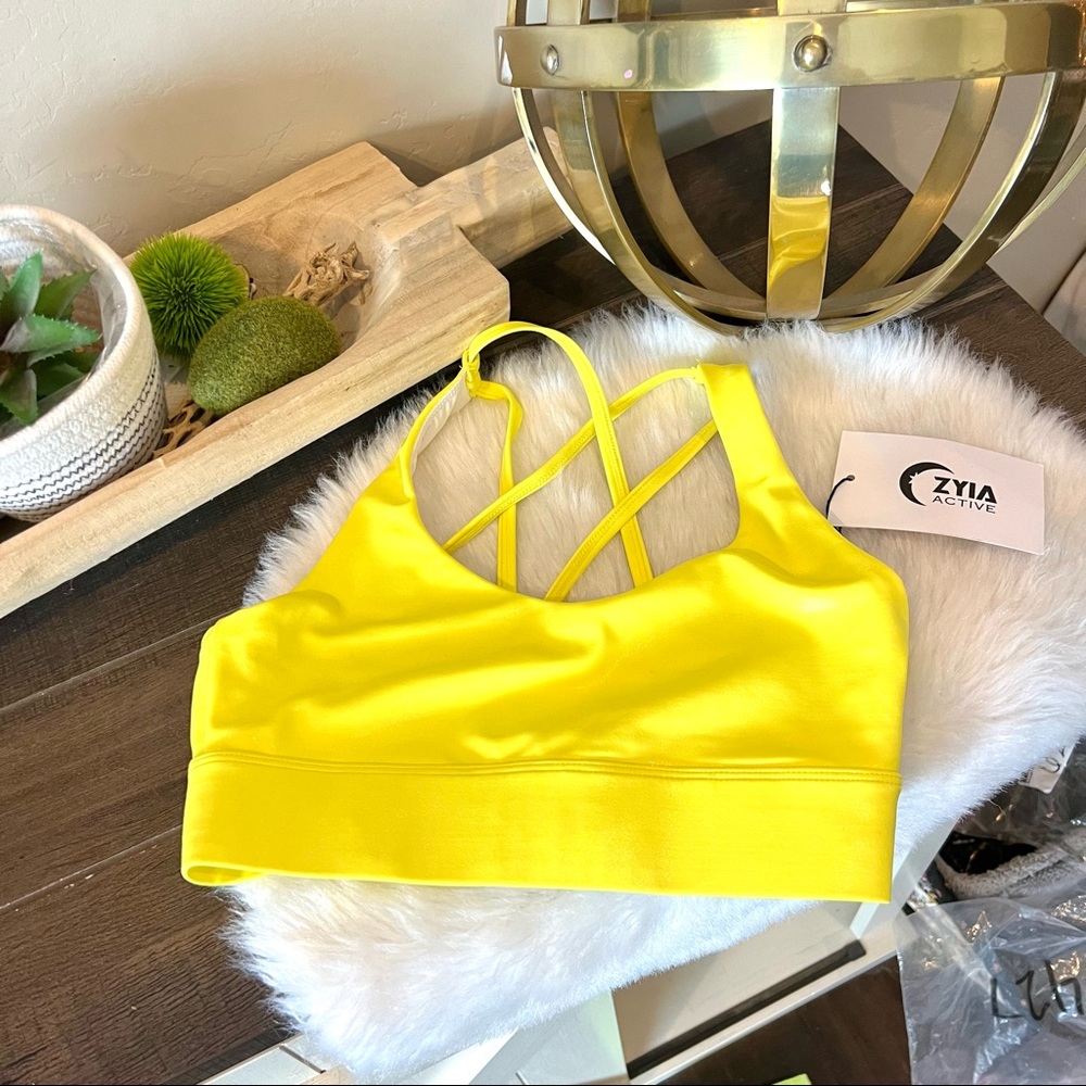 New with out tag ZYIA metallic yellow strappy sports bra #53